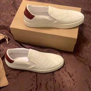 Burberry slip on sneakers